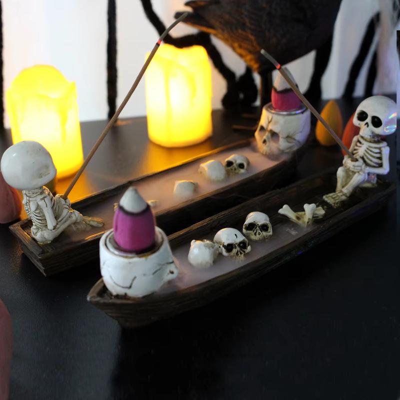 Kreativer Totenkopf-Boots-Räuc – Incense Holder Bewertung und Preis