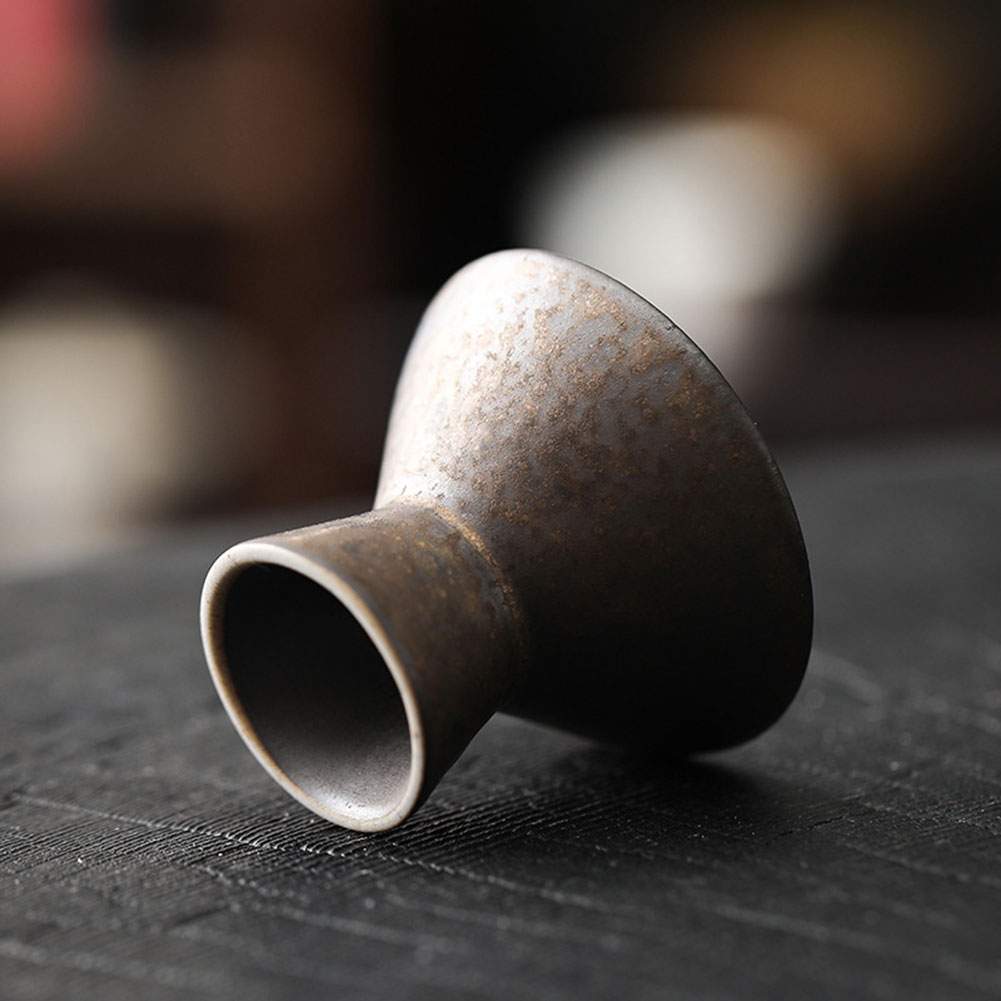Japanische Keramik-Weinbecher, – Japanese Pottery Bewertung und Preis
